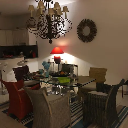 Apartment Spacieux Et Confortable T3 Au Centre D