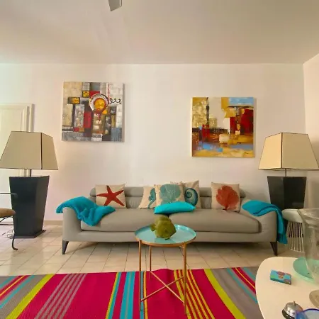 Appartement Spacieux Et Confortable T3 Au Centre D