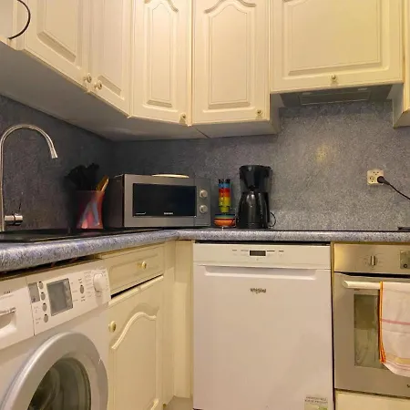 Spacieux Et Confortable T3 Au Centre D * Ajaccio (Corsica)