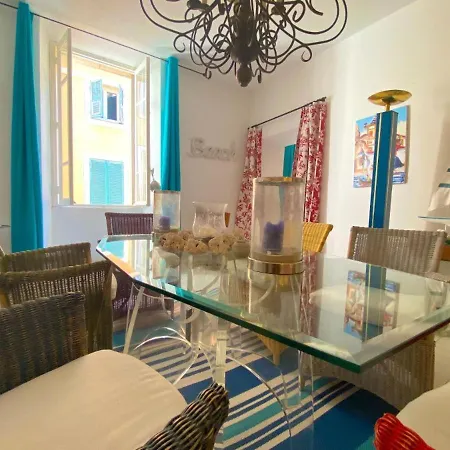 Apartment Spacieux Et Confortable T3 Au Centre D Ajaccio (Corsica)