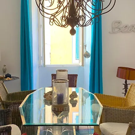 Apartment Spacieux Et Confortable T3 Au Centre D Ajaccio (Corsica)