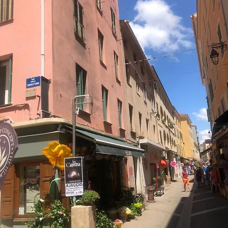 Spacieux Et Confortable T3 Au Centre D