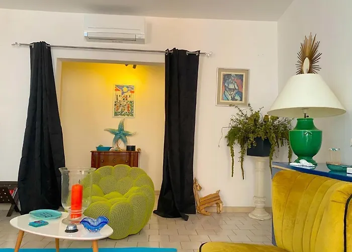 Spacieux Et Confortable T3 Au Centre D * Ajaccio (Corsica)