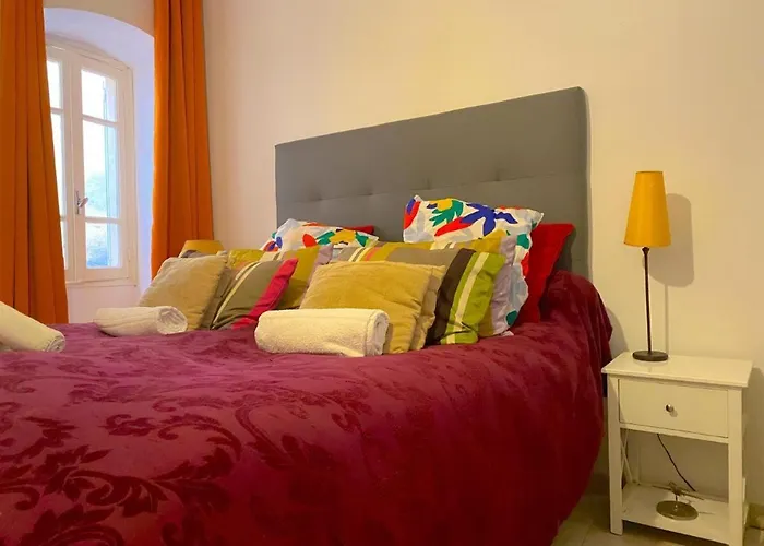 Apartment Spacieux Et Confortable T3 Au Centre D