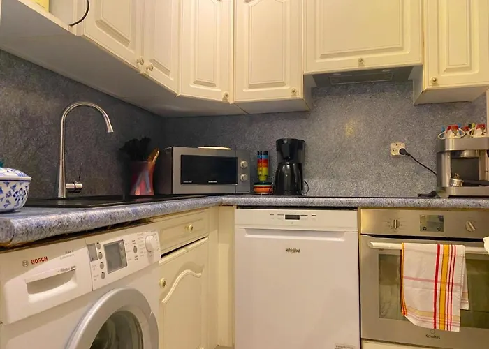 Spacieux Et Confortable T3 Au Centre D * Ajaccio (Corsica)