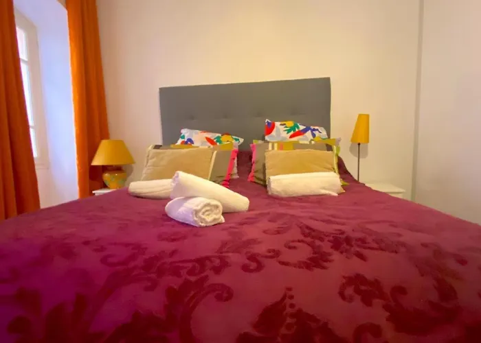 Daire Spacieux Et Confortable T3 Au Centre D Ajaccio (Corsica)