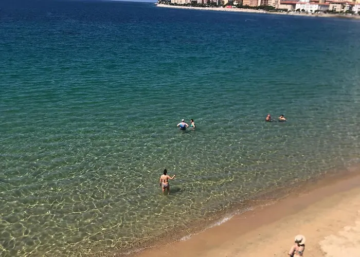 Daire Spacieux Et Confortable T3 Au Centre D