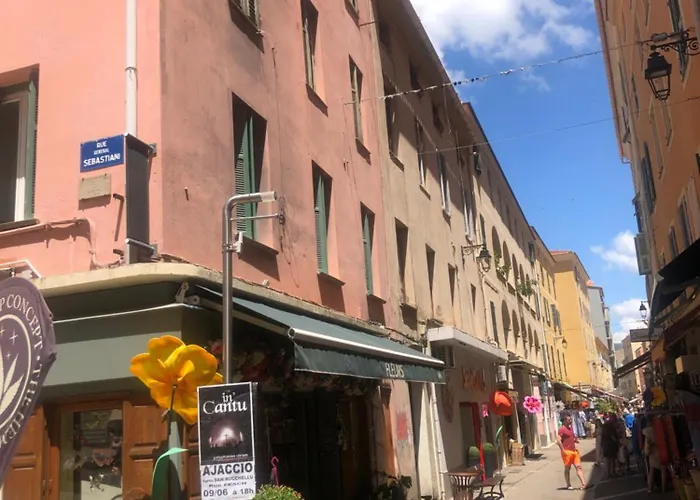 Spacieux Et Confortable T3 Au Centre D